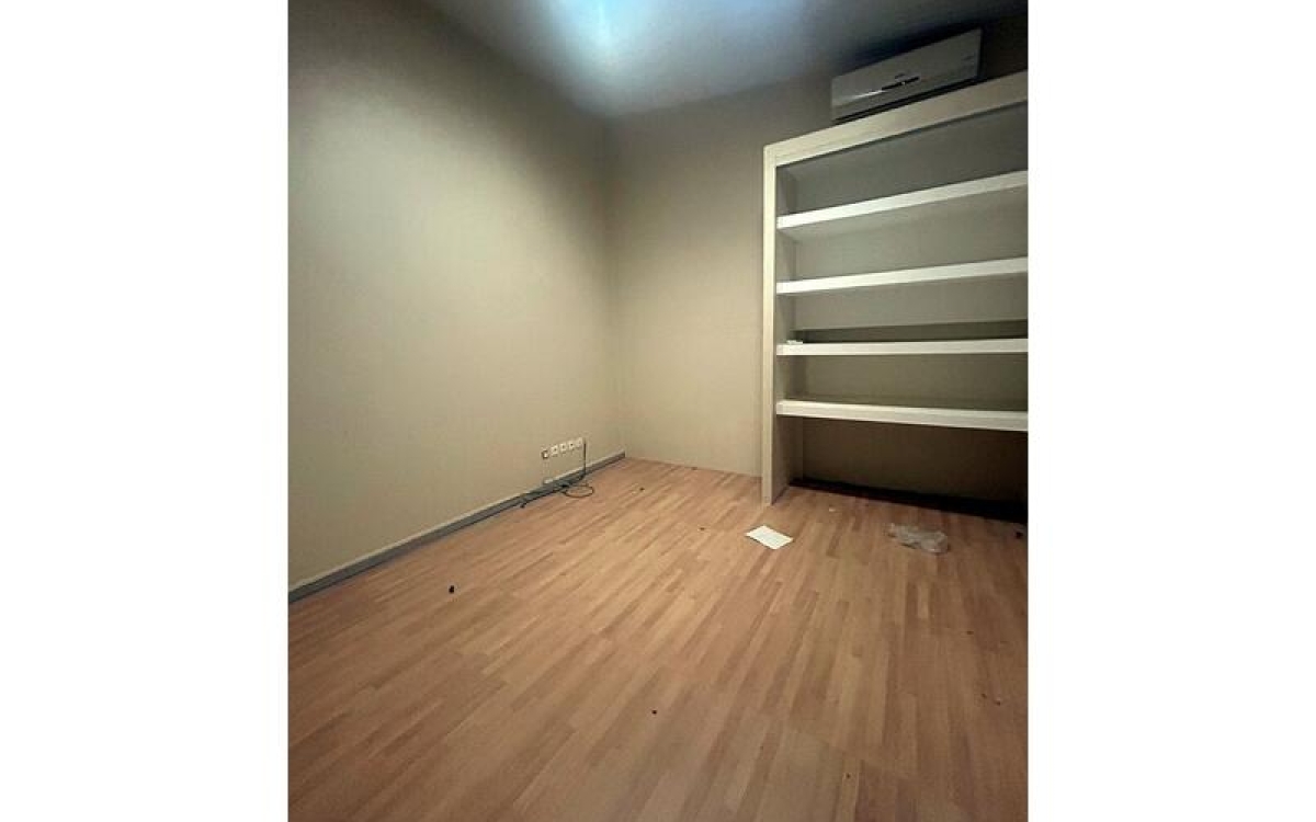Ducos Champigny &mdash; Local 250 m&sup2; &mdash; 4 250 &euro; HT/mois