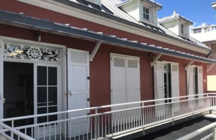 Location Local commercial 97400