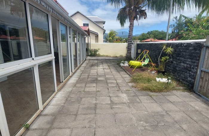 Villa F5/6 Piscine+ F3 SAINT-ANDRE