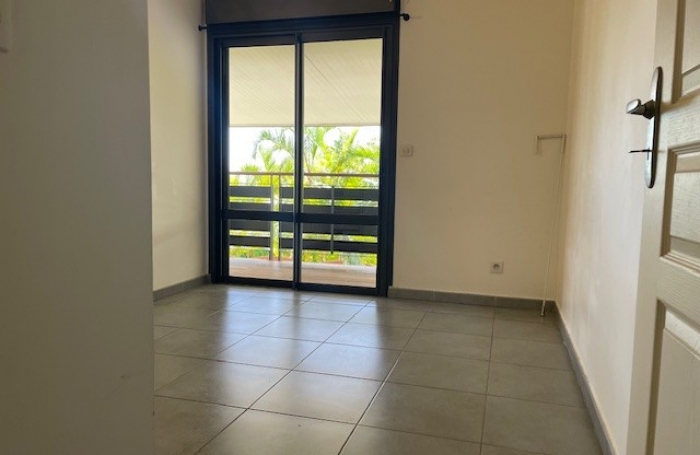 VILLA FAMILIALE ST FRANCOIS LIBRE DE TOUTE OCCUPATION T5/6