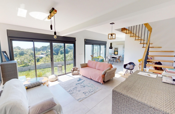 Vente Maison 110m² 4 pièces Saint-Benoît