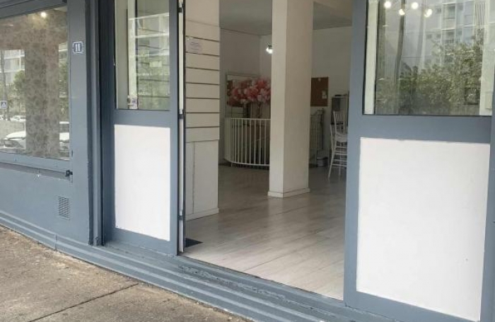 Vente Local commercial 97400