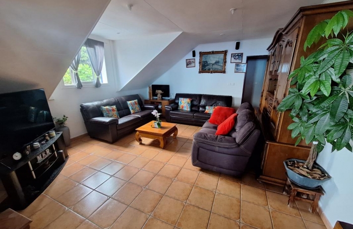 Vente Maison 161m&sup2; 9 pi&#232;ces La Chaloupe Saint Leu