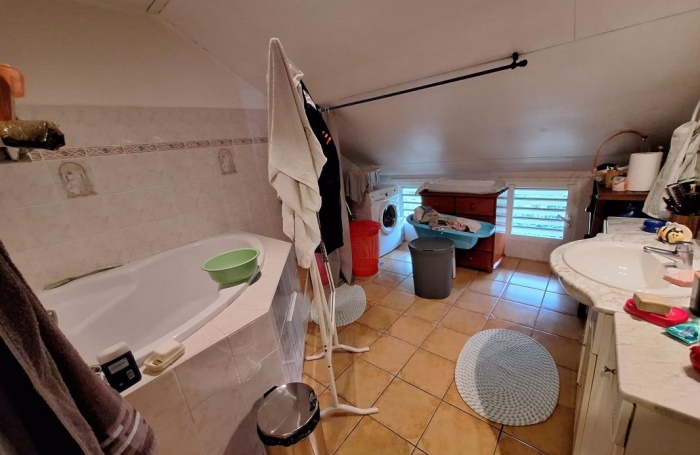 Vente Maison 161m&sup2; 9 pi&#232;ces La Chaloupe Saint Leu