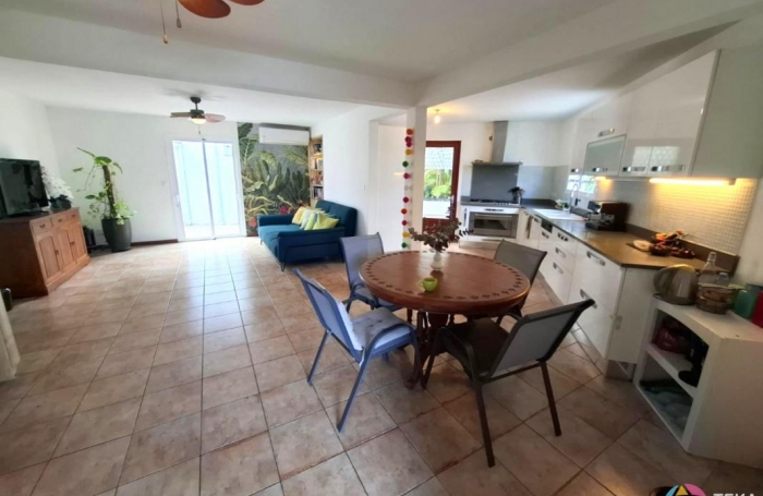 Vente Maison 109m&sup2; 5 pi&#232;ces Sainte Suzanne