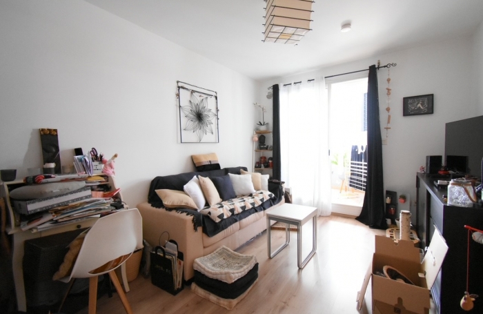 Appartement à acheter 108000 € avec terrasse à Saint-Denis