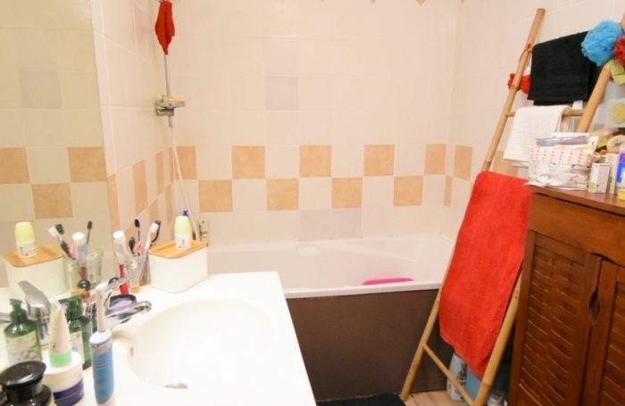 Appartement à acheter 108000 € avec terrasse à Saint-Denis