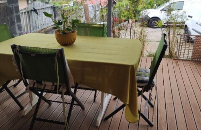 Vente Maison 110m&sup2; 5 pi&#232;ces Rivière Saint Louis