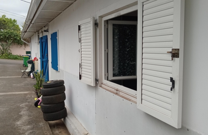 Vente Immeuble - 2 bâtiments - 6 Appartements