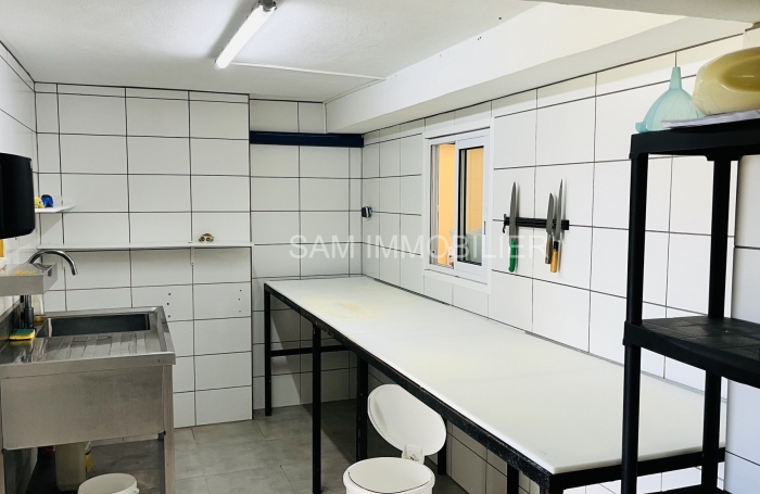 Cession de Droit au Bail   Local Commercial de 153 m2