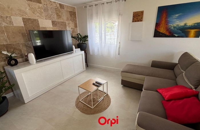 Vente Maison 100m&sup2; 4 pi&#232;ces Sainte Suzanne