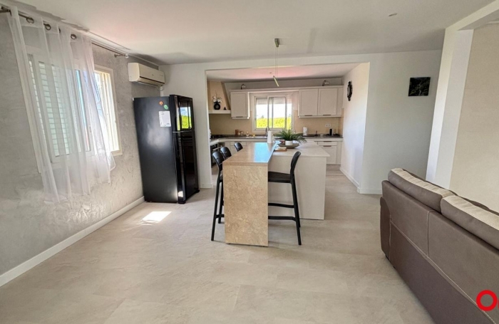 Vente Maison 100m&sup2; 4 pi&#232;ces Sainte Suzanne