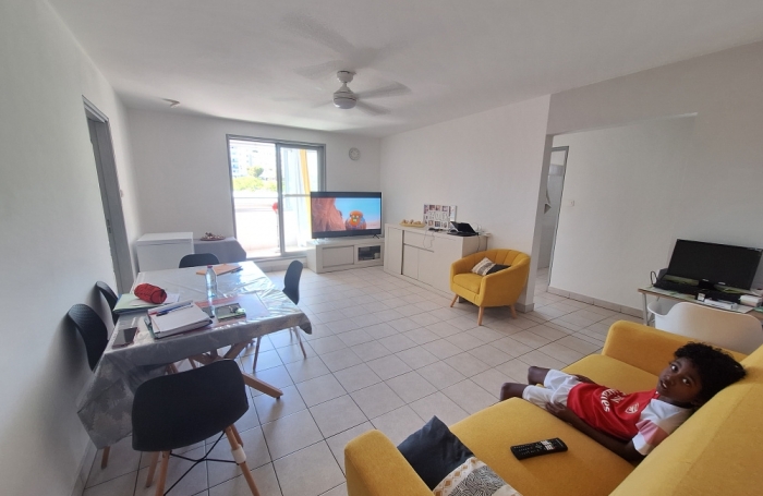 Grand appartement à vendre 165000 € avec terrasse à Sainte-Marie