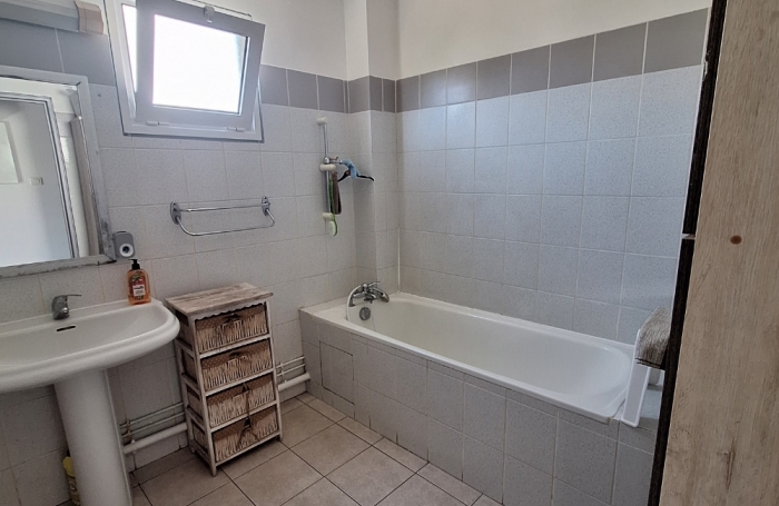 Grand appartement à vendre 165000 € avec terrasse à Sainte-Marie