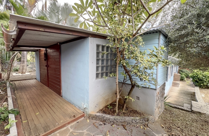 MAISON F6+STUDIO+PISCINE SUR 700m2