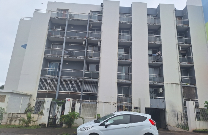 Saint-Gilles : studio de 21m2 avec terrasse en vente