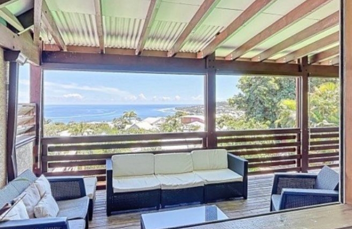 Vente Maison 146m&sup2; 5 pi&#232;ces Saint Gilles les Bains