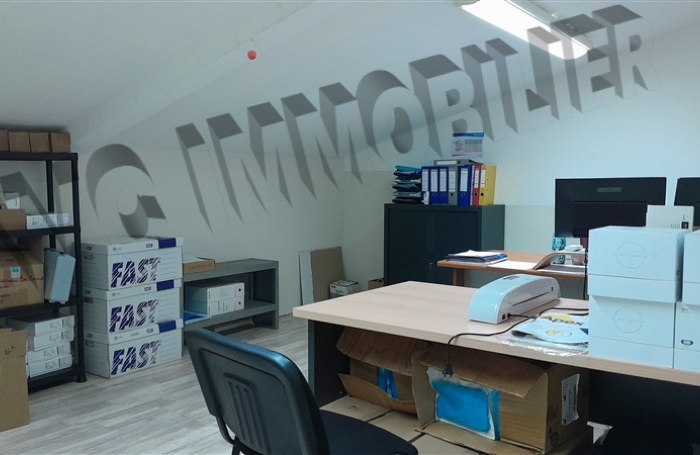 Location Local commercial 280m² Saint-Pierre