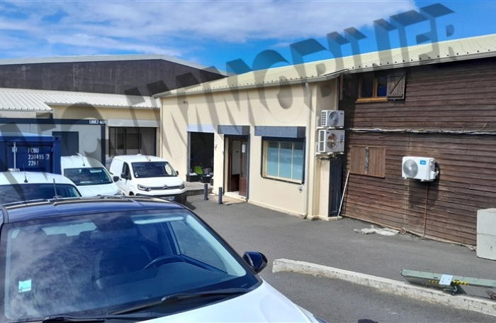 Location Local commercial 280m² Saint-Pierre