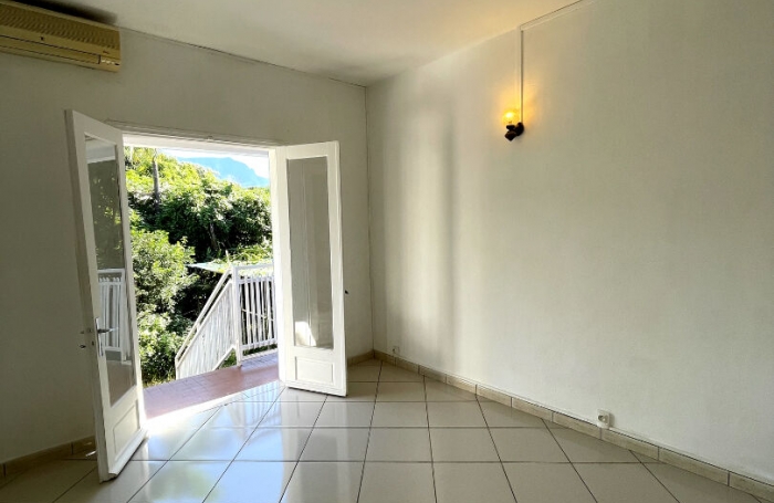 Location Maison 88m² 5 pièces Saint-Pierre