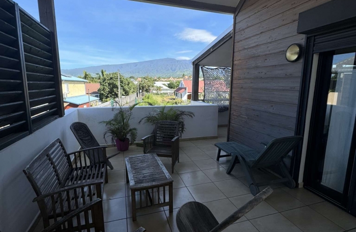 DUPLEX SAINT PIERRE 70M2  AVEC 2 VARANGUES ET 2 PLACES DE PARKING