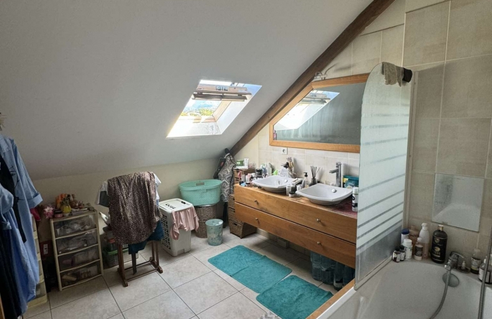 DUPLEX SAINT PIERRE 70M2  AVEC 2 VARANGUES ET 2 PLACES DE PARKING