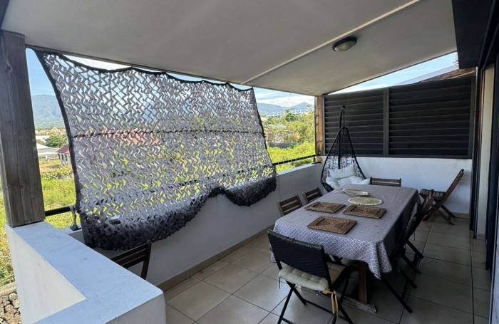 DUPLEX SAINT PIERRE 70M2  AVEC 2 VARANGUES ET 2 PLACES DE PARKING