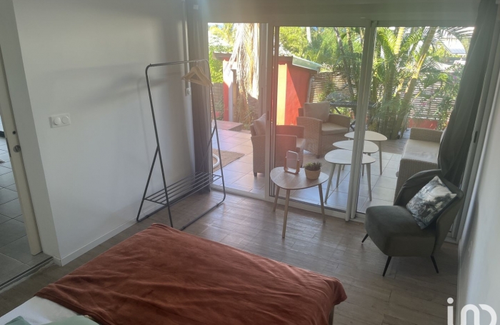 Vente Maison 100m&sup2; 4 pi&#232;ces Saint Gilles les Bains