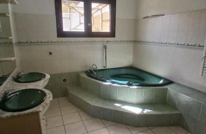 Vente Maison 170m&sup2; 3 pi&#232;ces Petite île