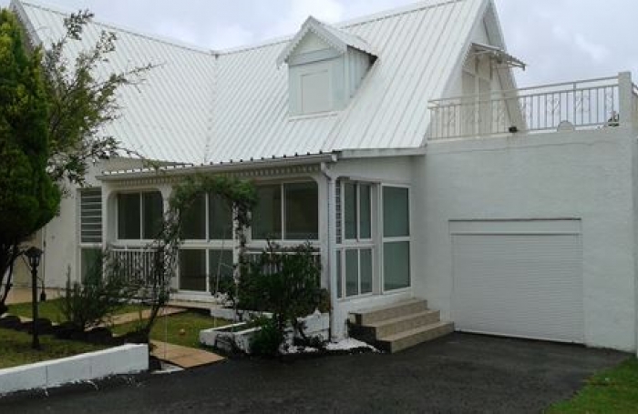 Villa T5/6 à La Montagne