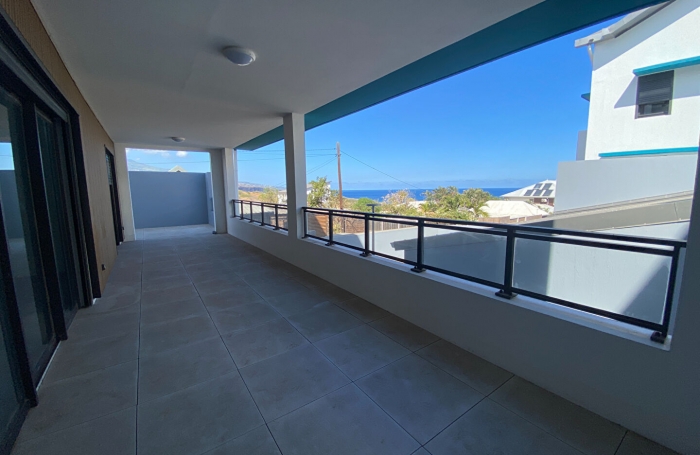 Vente Appartement 175m&sup2; 4 pi&egrave;ces Saint Gilles les Bains