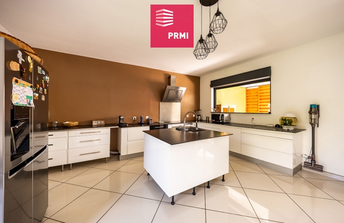 Vente Maison 147m² 6 pièces Saint-Leu