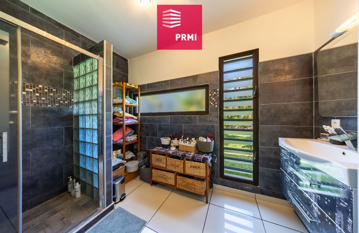 Vente Maison 147m² 6 pièces Saint-Leu