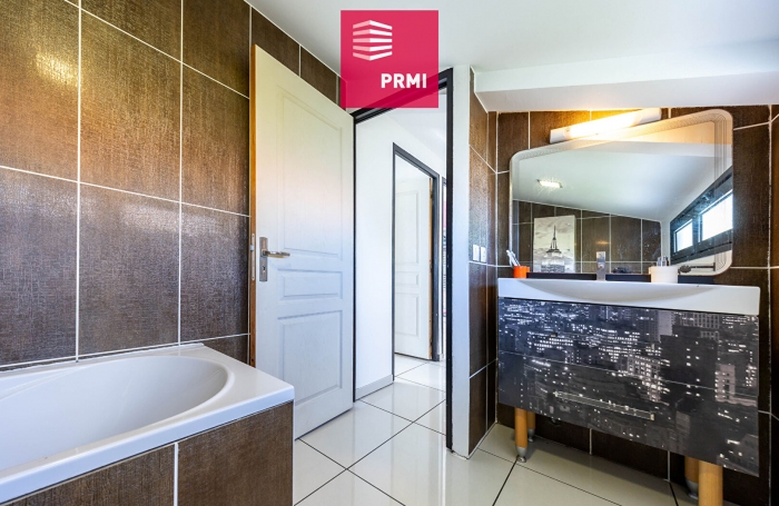 Vente Maison 147m² 6 pièces Saint-Leu