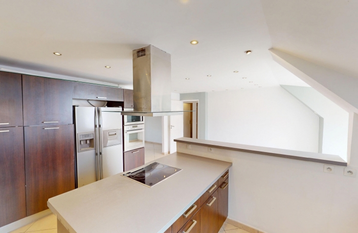 Vente Appartement 98m² 5 pièces Saint Denis