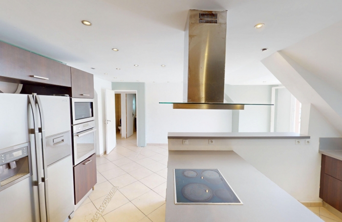 Vente Appartement 98m² 5 pièces Saint Denis