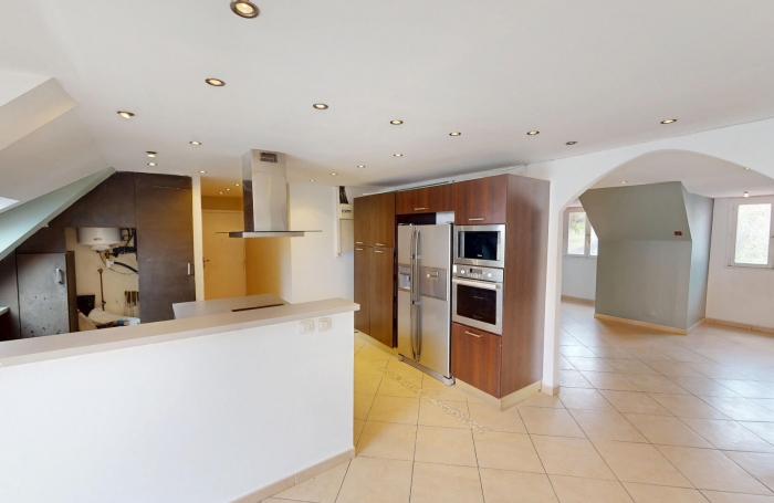 Vente Appartement 98m² 5 pièces Saint Denis