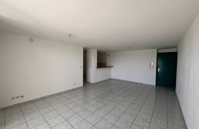 Vente Appartement 90m&sup2; 4 pi&#232;ces Sainte Suzanne