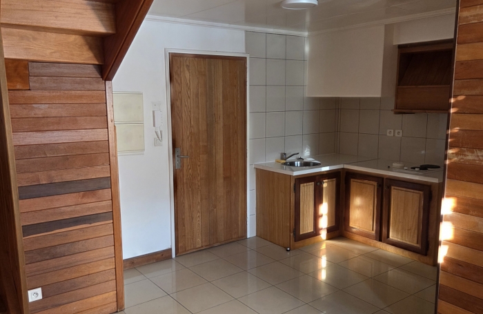 A louer T2 duplex Saint Denis centre