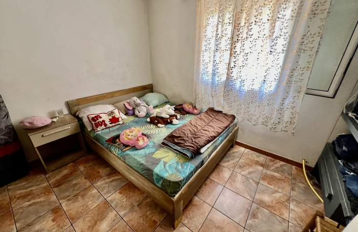 SAINT LOUIS 97450 - ENSEMBLE IMMOBILIER - REVENU LOCATIF - PROCHE COMMODITÉS - QUARTIER RÉSIDENTIEL