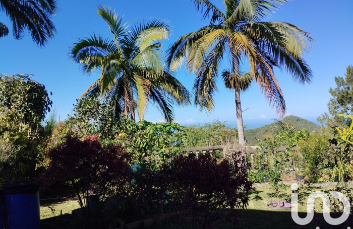 Vente Maison 116m&sup2; 7 pi&#232;ces Saint-Pierre