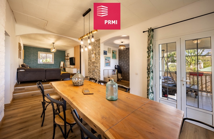 Vente Maison 213m&sup2; 8 pi&egrave;ces Saint Paul