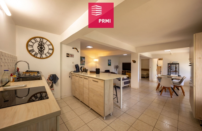 Vente Maison 213m&sup2; 8 pi&egrave;ces Saint Paul