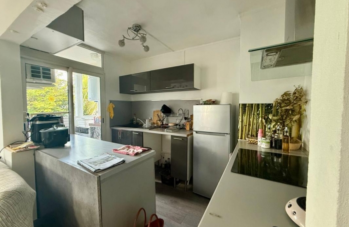 Vente Appartement 77m&sup2; 4 pièces Saint-Pierre