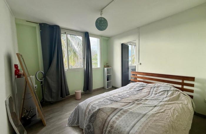 Vente Appartement 77m&sup2; 4 pièces Saint-Pierre