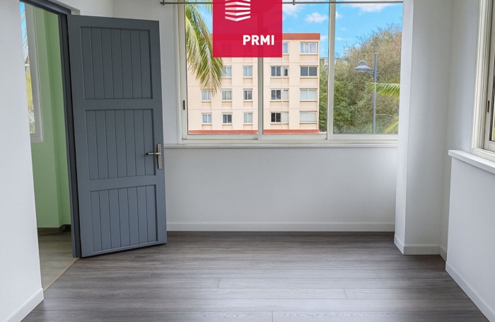 Vente Appartement 79m&sup2; 4 pi&egrave;ces Saint-Pierre