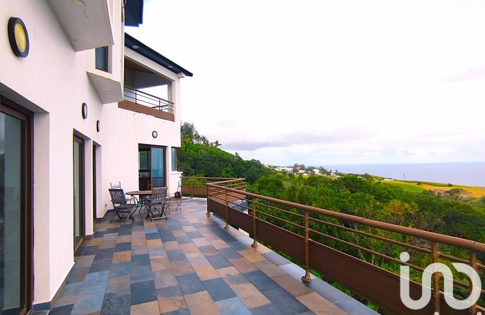 Vente Divers 410m&sup2; 8 pi&#232;ces Petite île