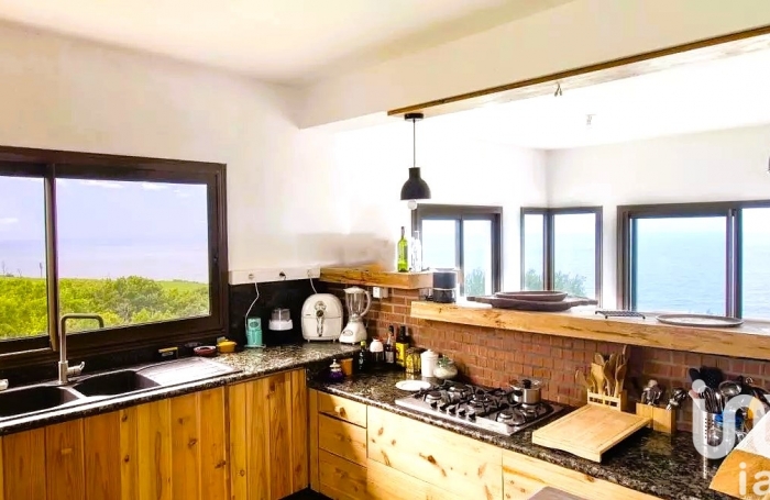 Vente Divers 410m&sup2; 8 pi&#232;ces Petite île