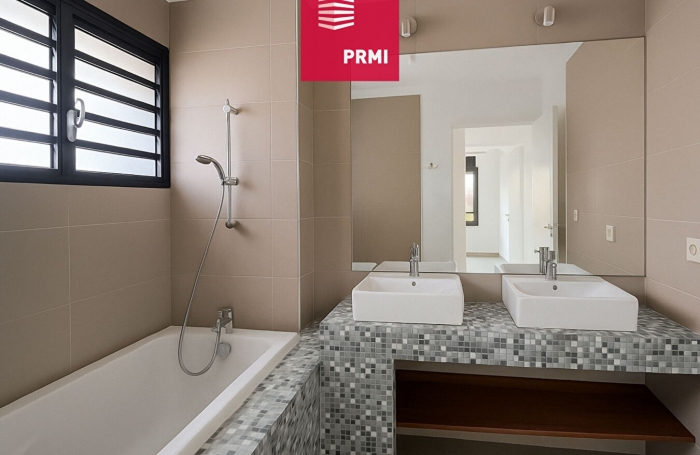 Vente Appartement 73.95m² 4 pièces Saint-Leu