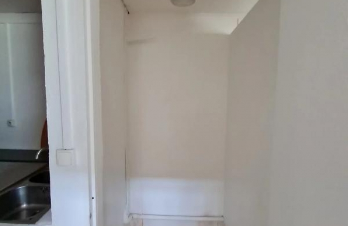 Location Local commercial 75m&sup2; 2 pi&#232;ces Saint Paul